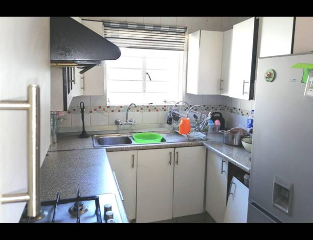 2 BEDROOM APARTMENT FOR SALE IN SOUTHDALE